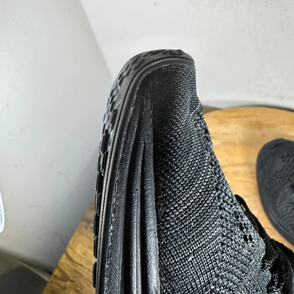 Nike Flyknit Racer Triple Black Men 11.5 Running Shoes 526628-009 Anthracite